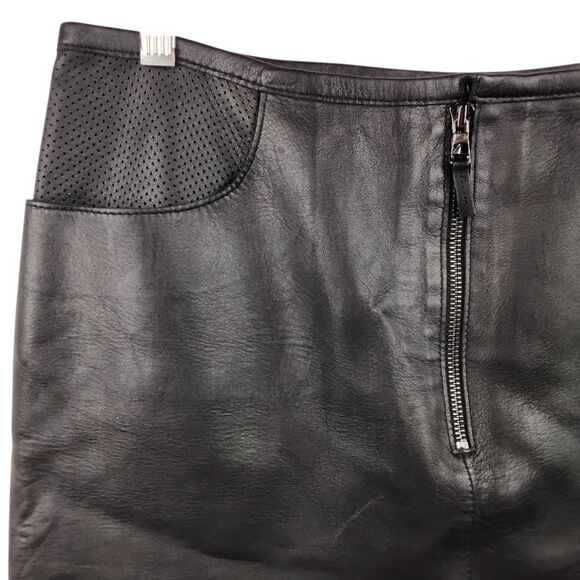 Eccoci‎ Black Vintage Leather Zip Front Skirt with Raw Hem - Size 8 - Picture 3 of 10